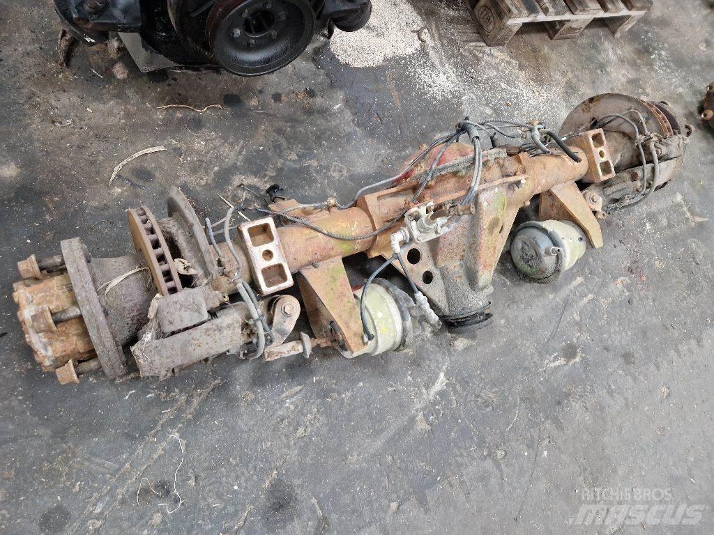 Iveco ML75E15 Tengelyek