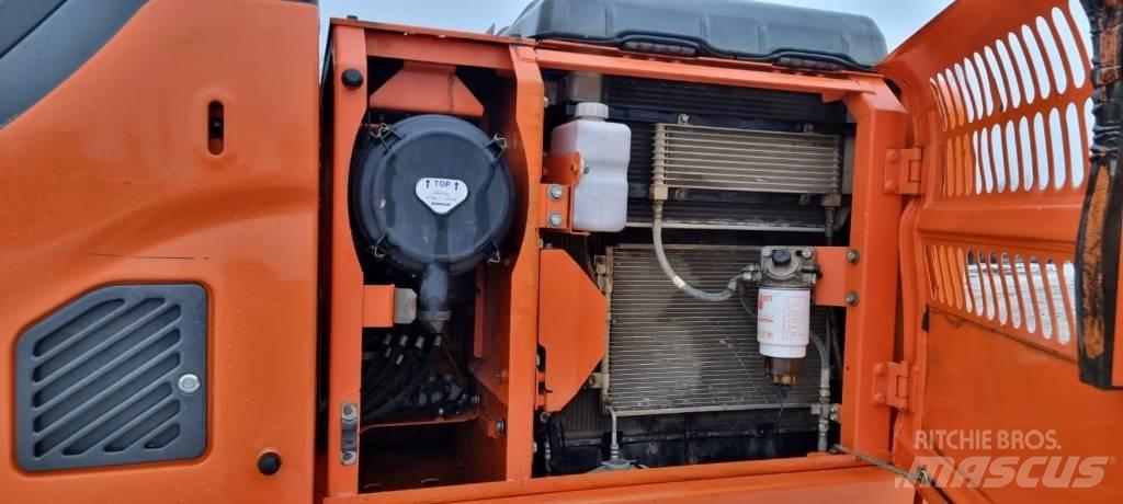 Doosan DX 140 LC-3 Lánctalpas kotrók