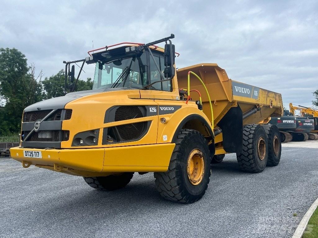 Volvo A 25 G Csuklósdömperek