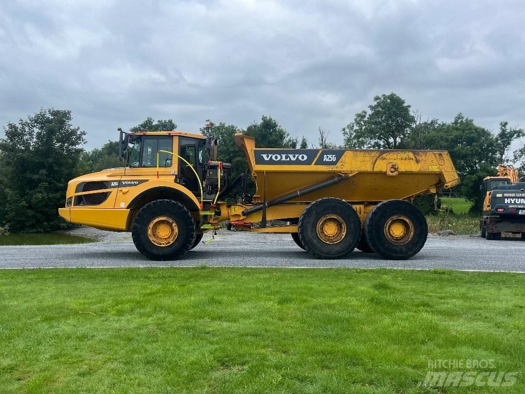 Volvo A 25 G Csuklósdömperek