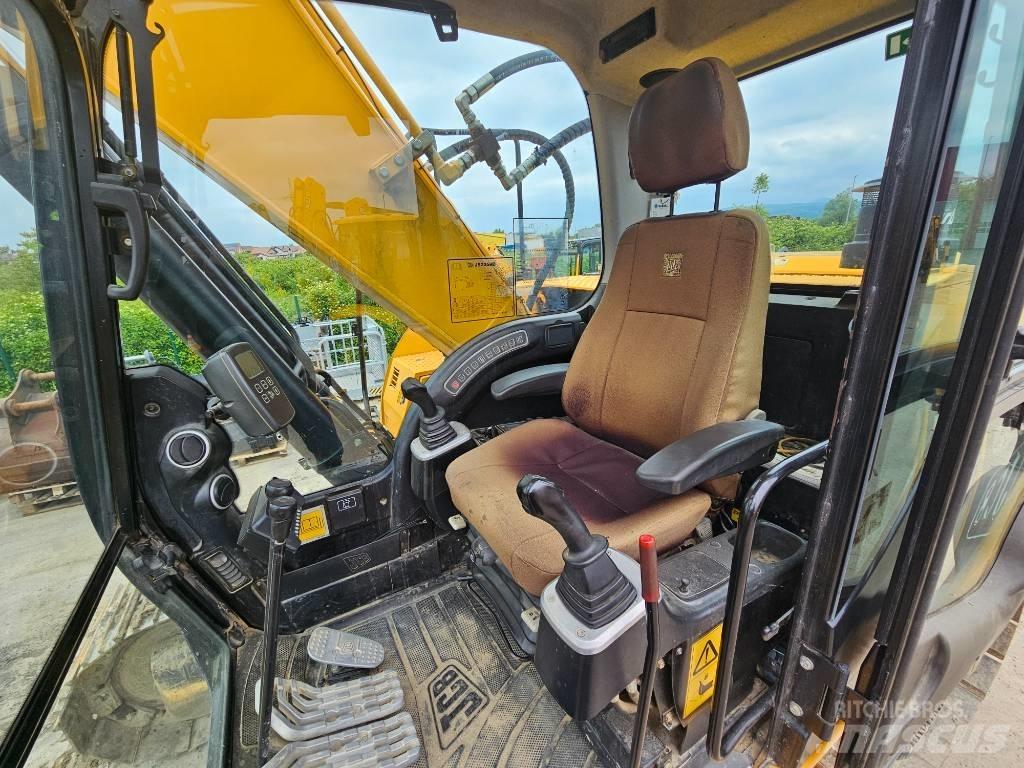 JCB 235 HD Lánctalpas kotrók