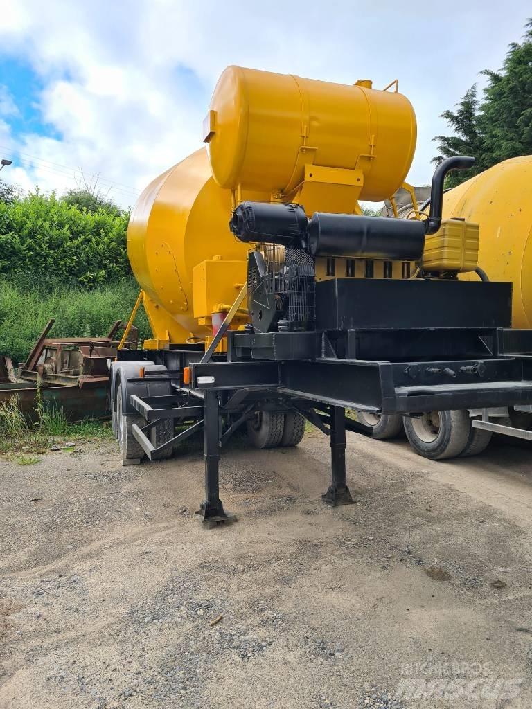  Concrete Mixer Egyéb pótkocsik