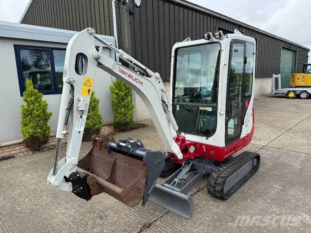 Takeuchi TB 216 Mini kotrók < 7t