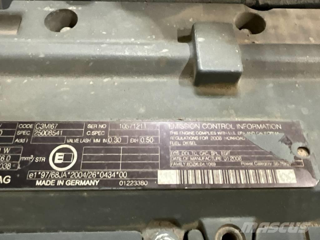 Terex TW 85 Gumikerekes kotrók