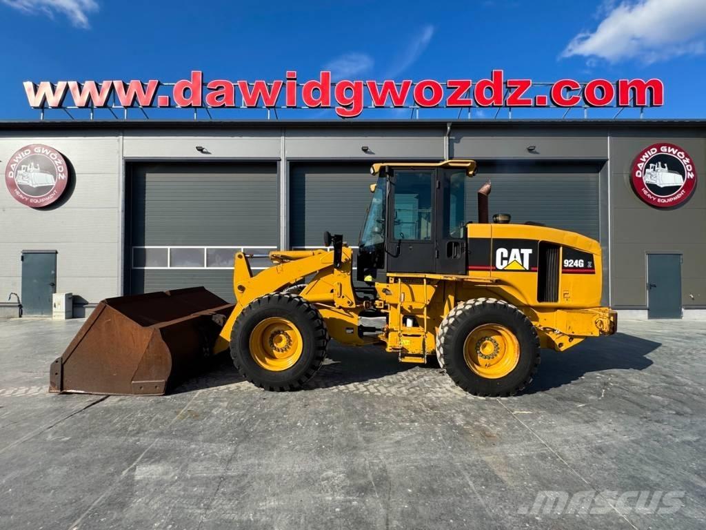 CAT 924 G Gumikerekes homlokrakodók