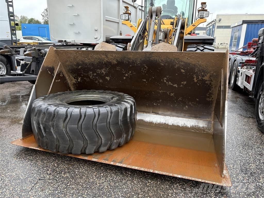 Volvo L110H Gumikerekes homlokrakodók