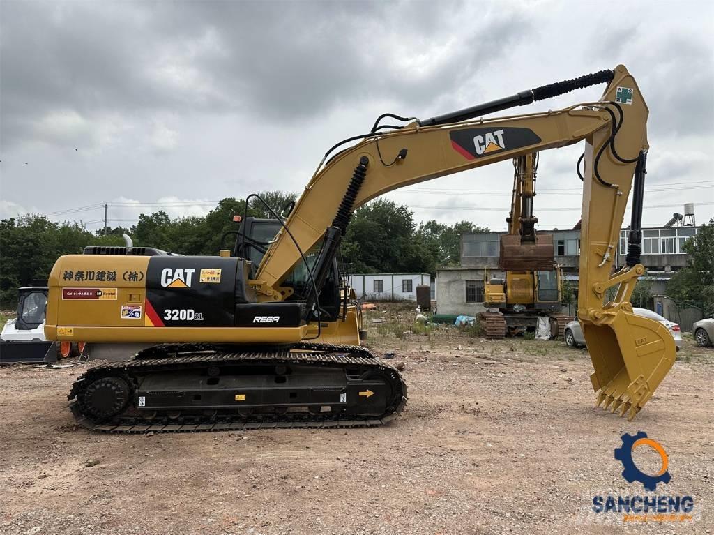 CAT 320 D L Lánctalpas kotrók