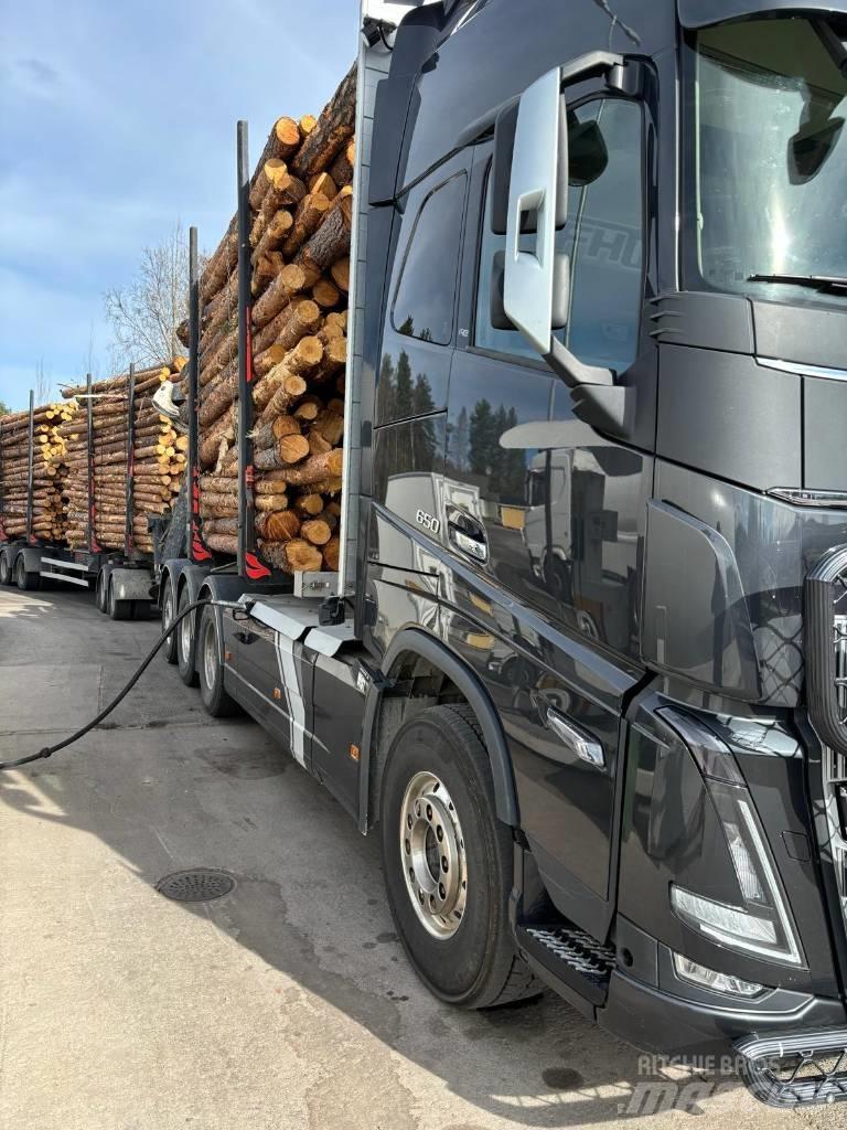 Volvo FH16 650 Rönkszállító teherautók