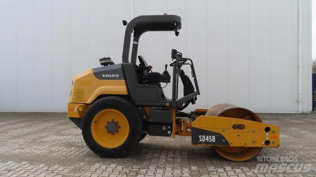 Volvo SD 45 B Egydobos hengerek
