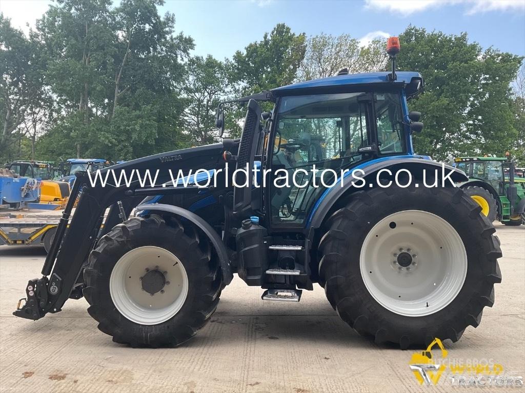 Valtra G 135 Traktorok