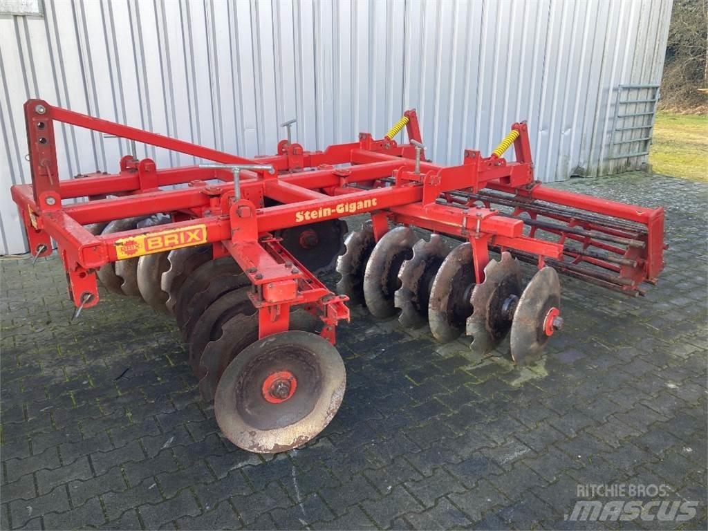 Brix BK 300 AX Tárcsás boronák