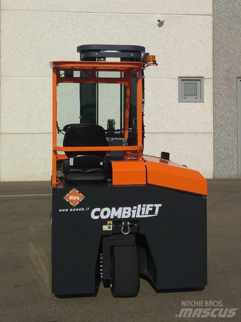 Combilift C3000CBE Magasraktári szűkfolyosós targonca