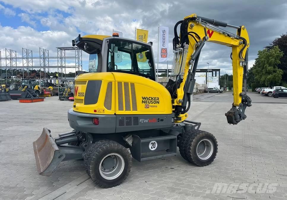 Wacker Neuson EW 65 Gumikerekes kotrók