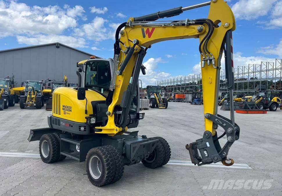 Wacker Neuson EW 65 Gumikerekes kotrók