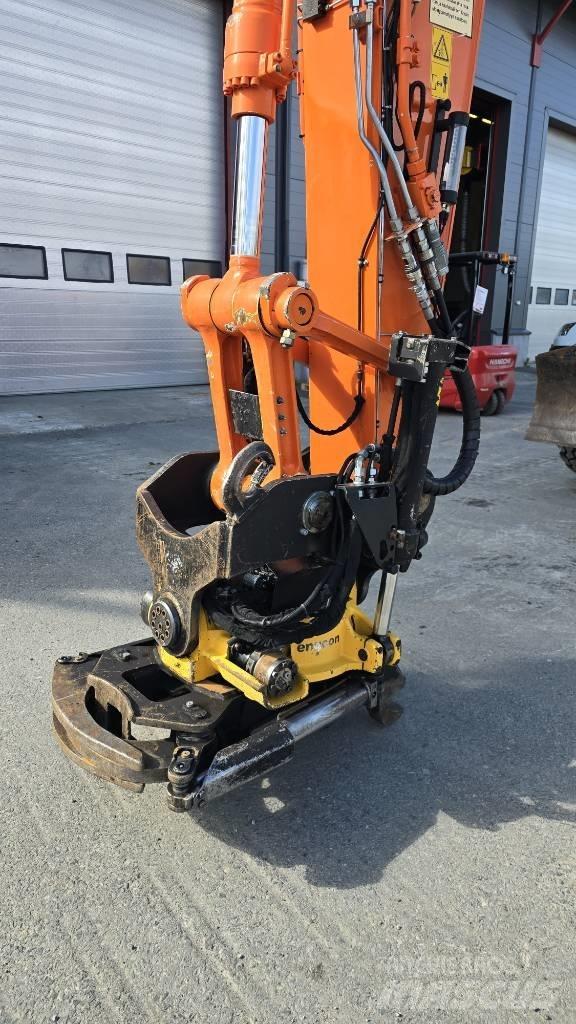 Hitachi ZX 170 W-5 Gumikerekes kotrók