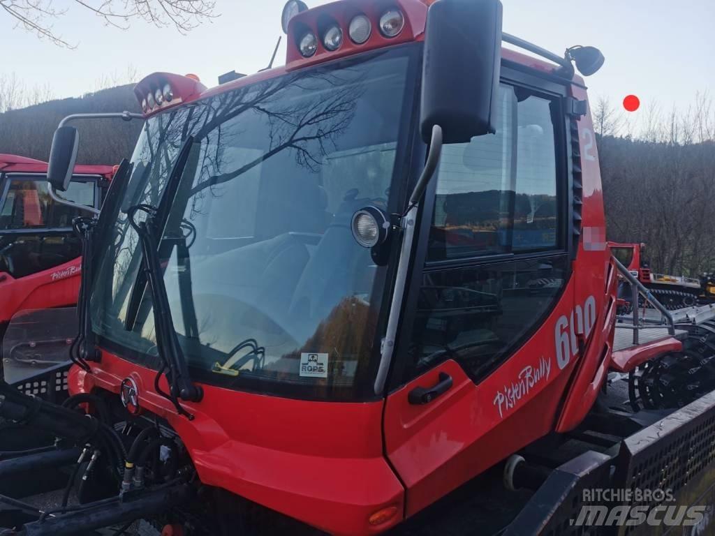 Kässbohrer PB 600 Sípálya kezelő gépek