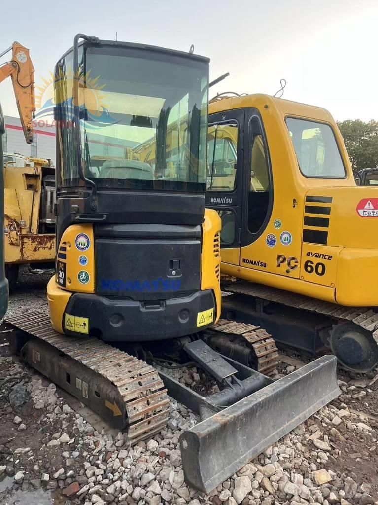 Komatsu PC 30 MR Mini kotrók < 7t