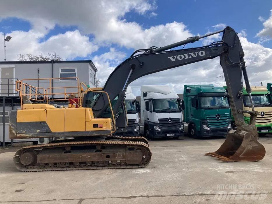 Volvo EC 220 DL Lánctalpas kotrók