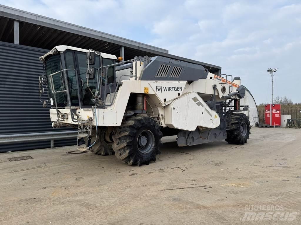 Wirtgen WR 240I Aszfalt aprítók