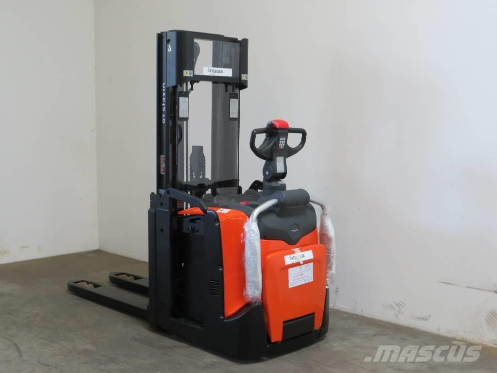 BT SPE 120 L GB Gyalogkíséretű targonca