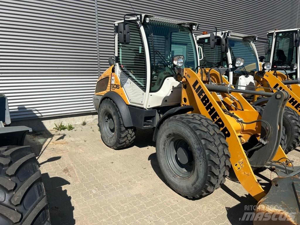 Liebherr L 506 Gumikerekes homlokrakodók