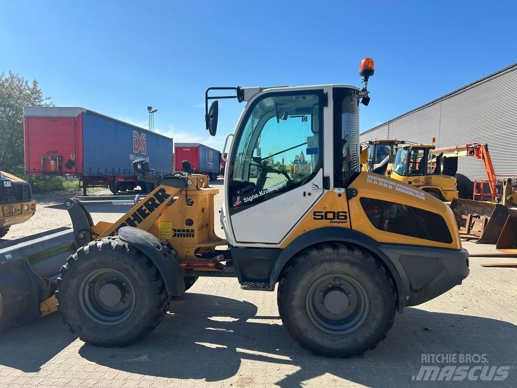 Liebherr L 506 Gumikerekes homlokrakodók