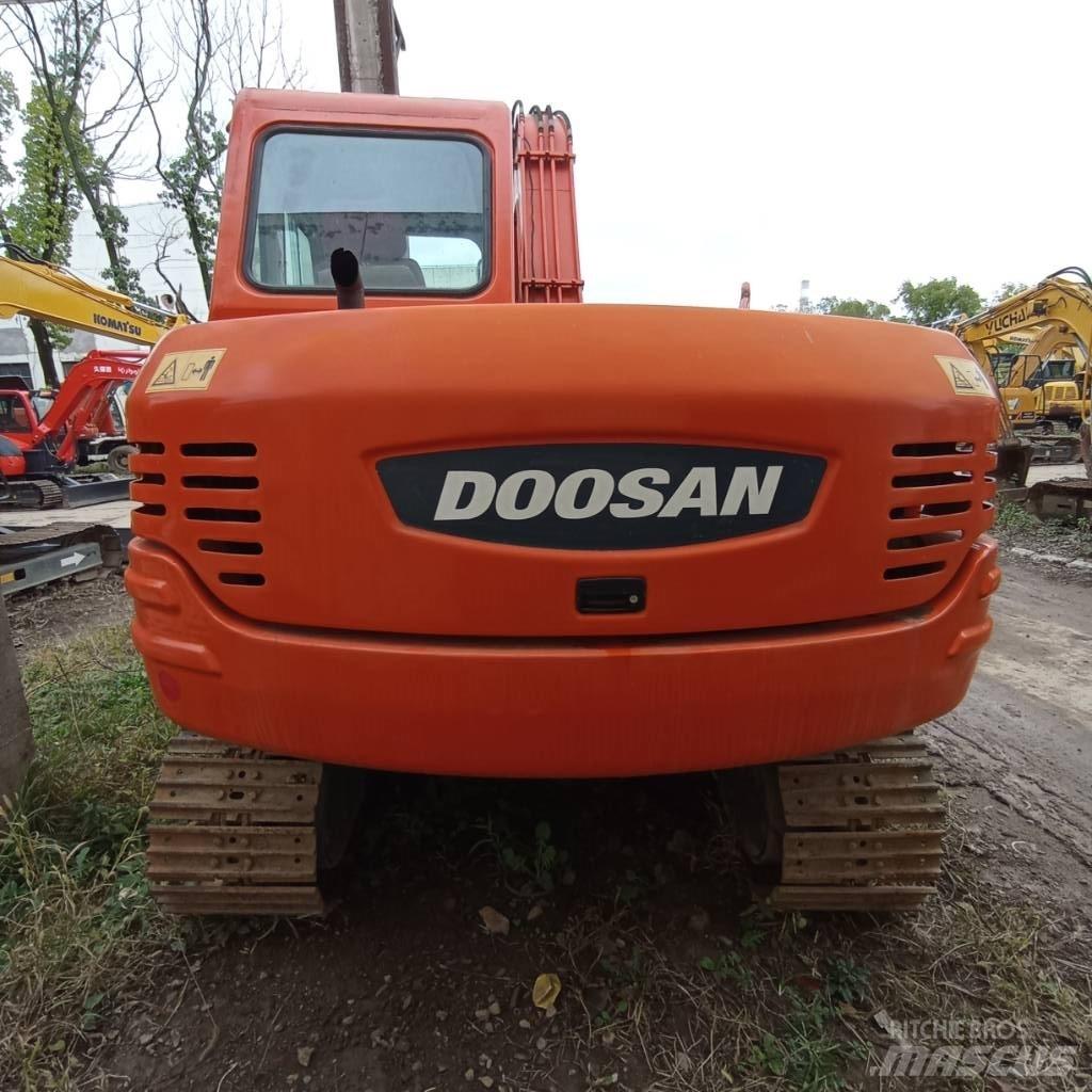 Doosan DH 80 Mini kotrók < 7t