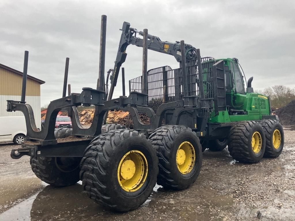 John Deere 1910G Kihordók