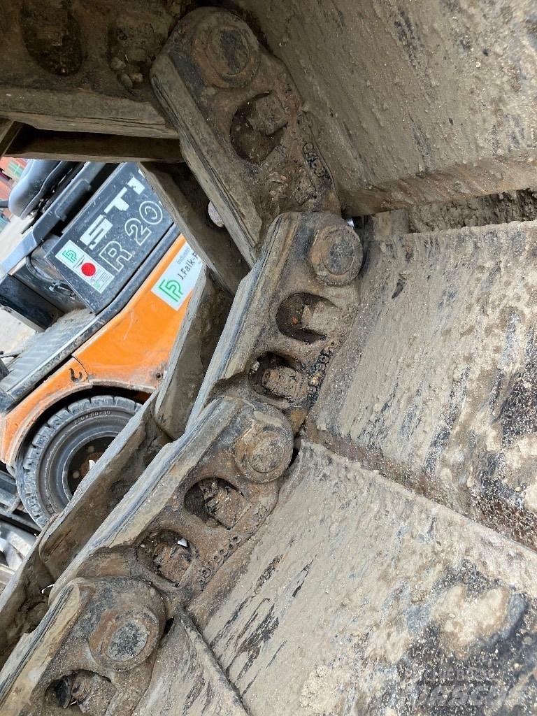 CAT 326 Lánctalpas kotrók