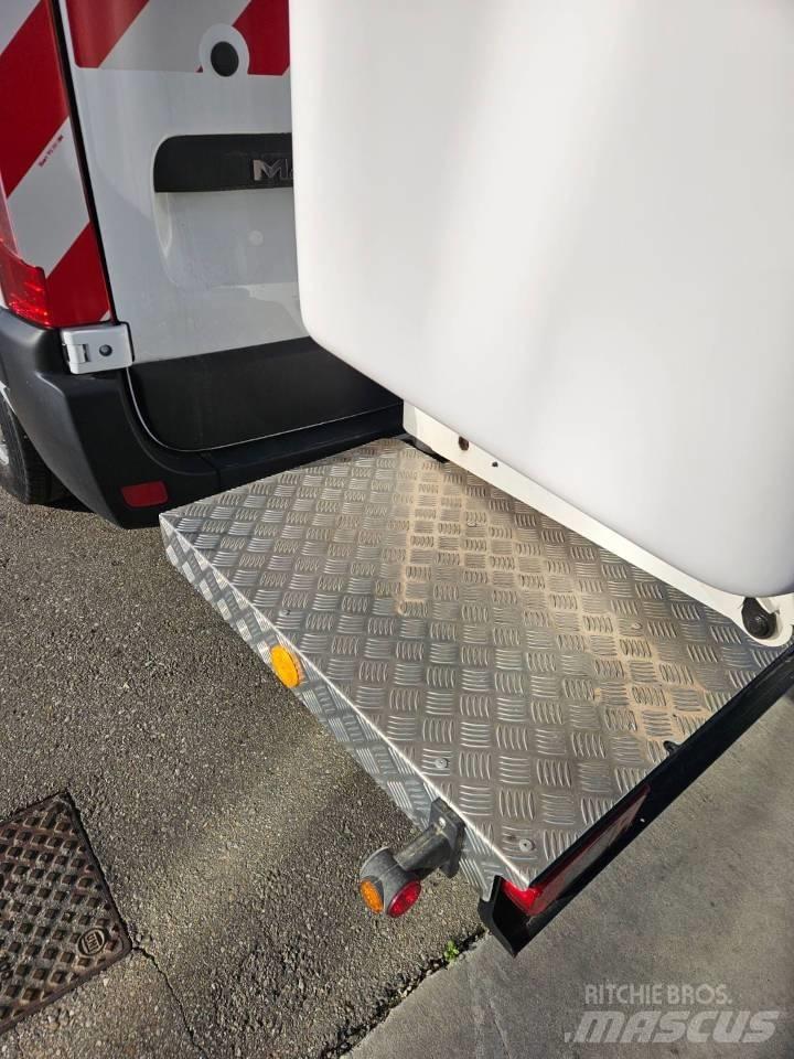 CTE VAN FT 121 Teherautóra szerelt emelők és állványok