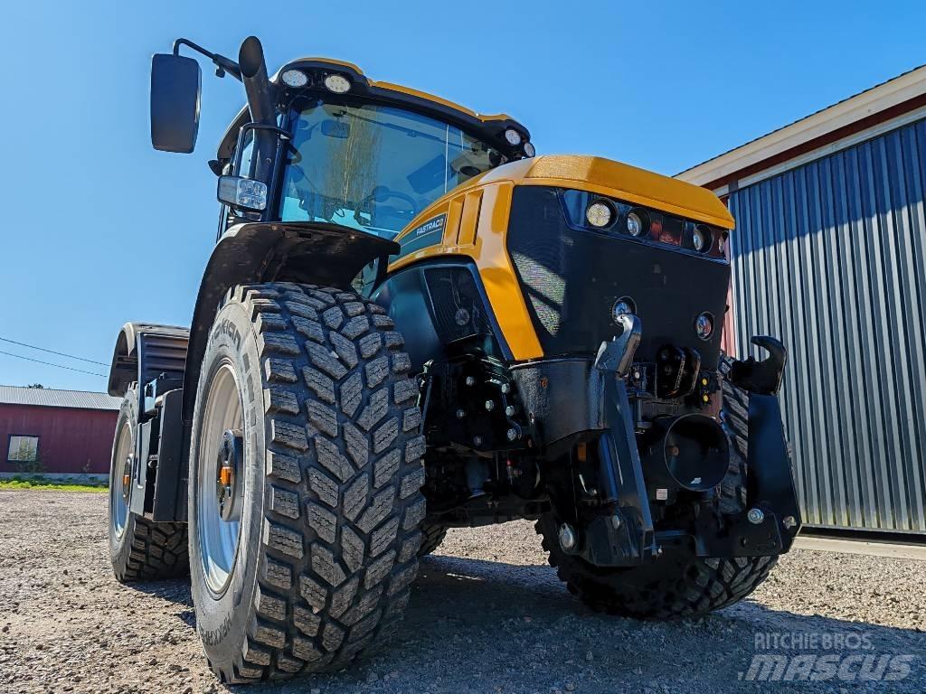 JCB Fastrac 4220 Traktorok