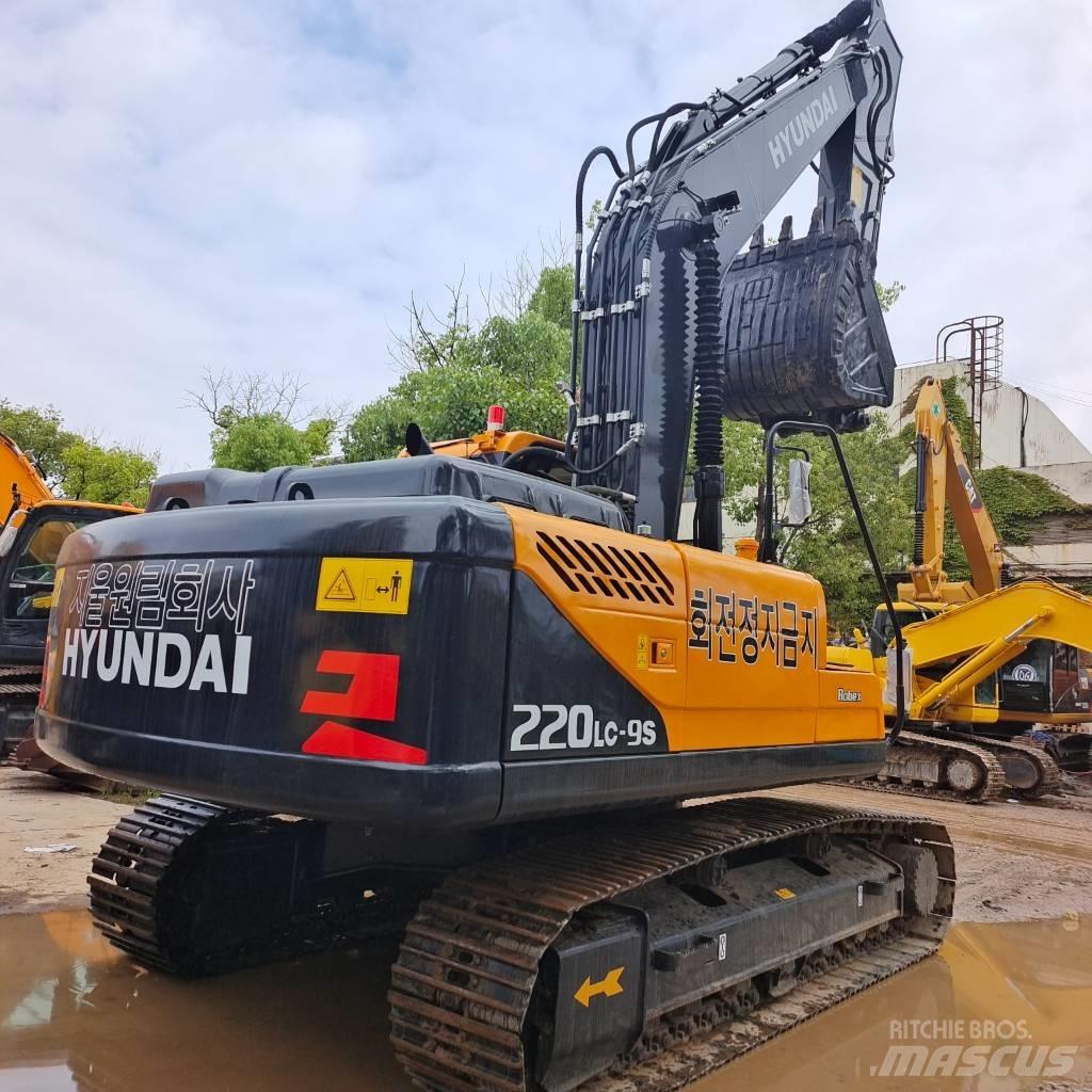 Hyundai 220lc-9s Lánctalpas kotrók
