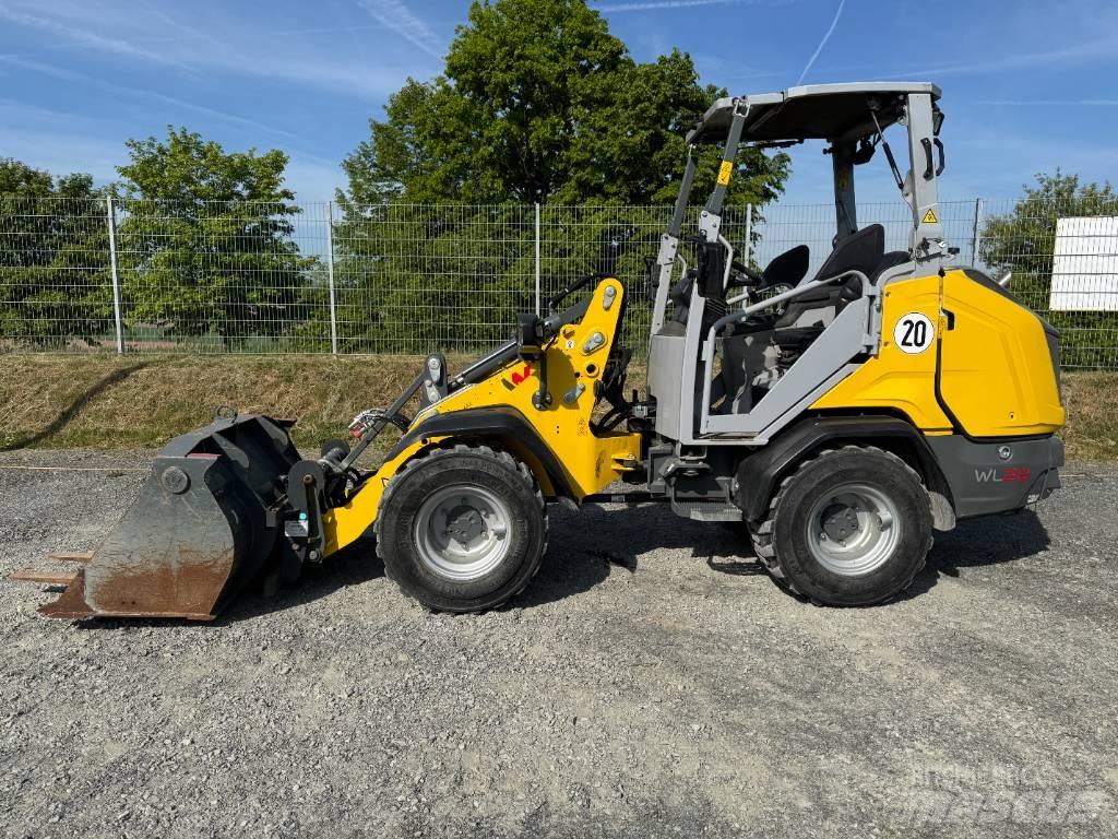 Wacker Neuson WL28 Gumikerekes homlokrakodók