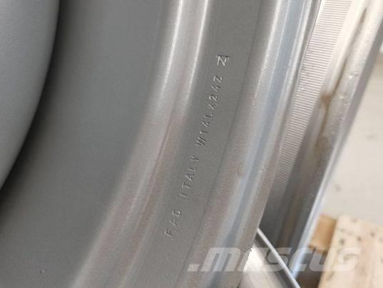 Merlo P 34.7 rims Gumiabroncsok, kerekek és felnik