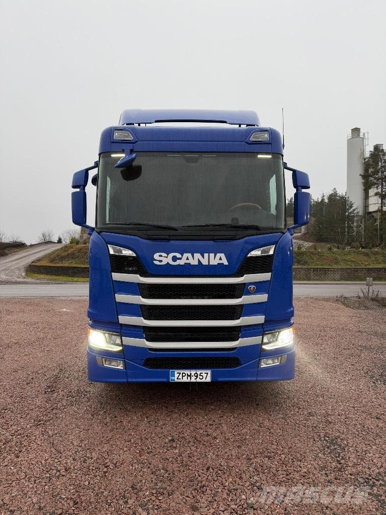Scania R540B8x4*4NB Fülkés alváz