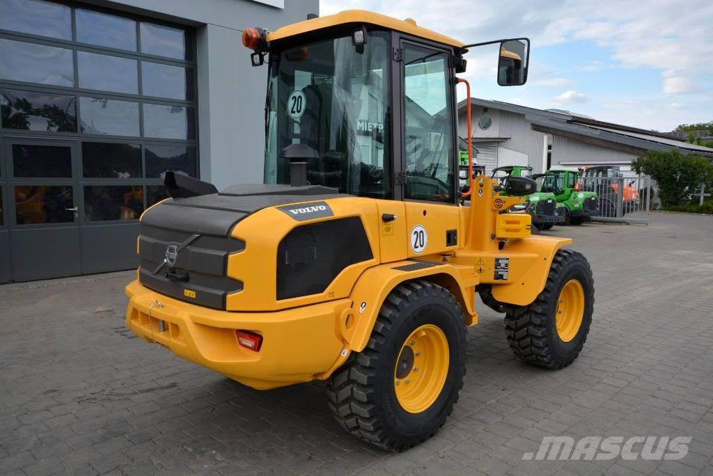 Volvo L 35 H Gumikerekes homlokrakodók