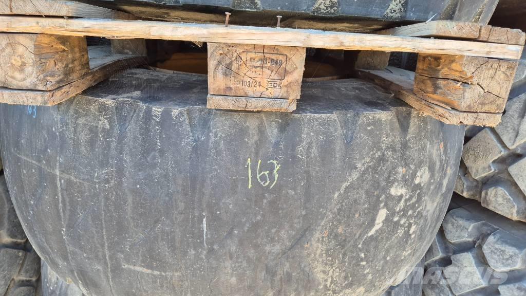  Hjulsæt 23.5R25 Gumiabroncsok, kerekek és felnik