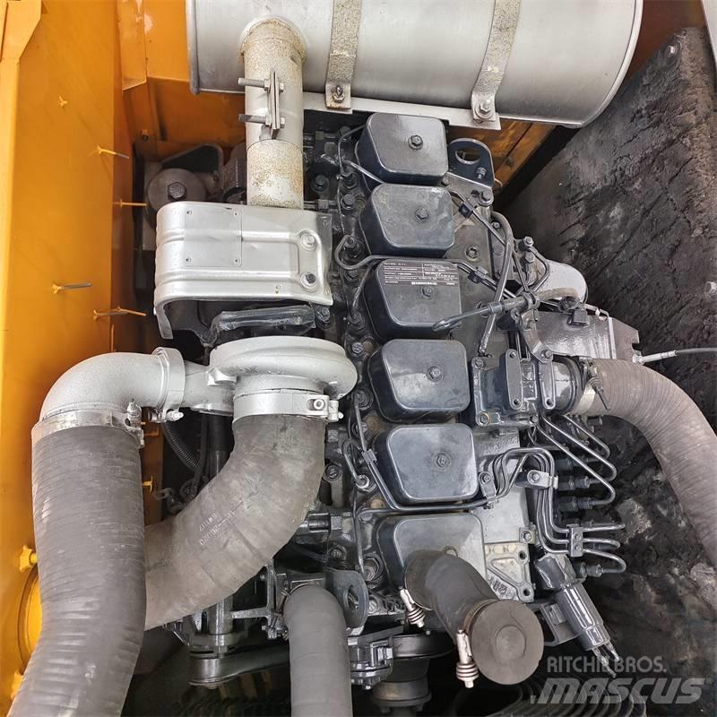 Hyundai 220LC -9S Lánctalpas kotrók
