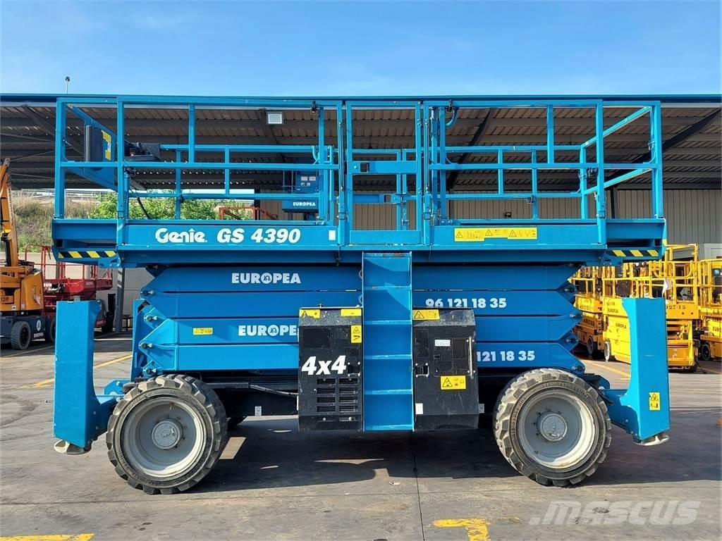 Genie GS4390 Ollós emelők