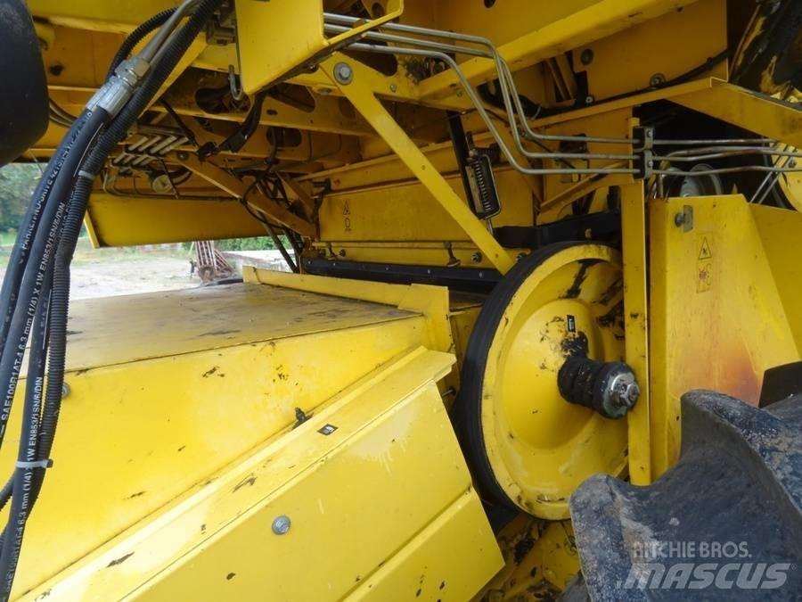 New Holland TC 54 Kombájnok