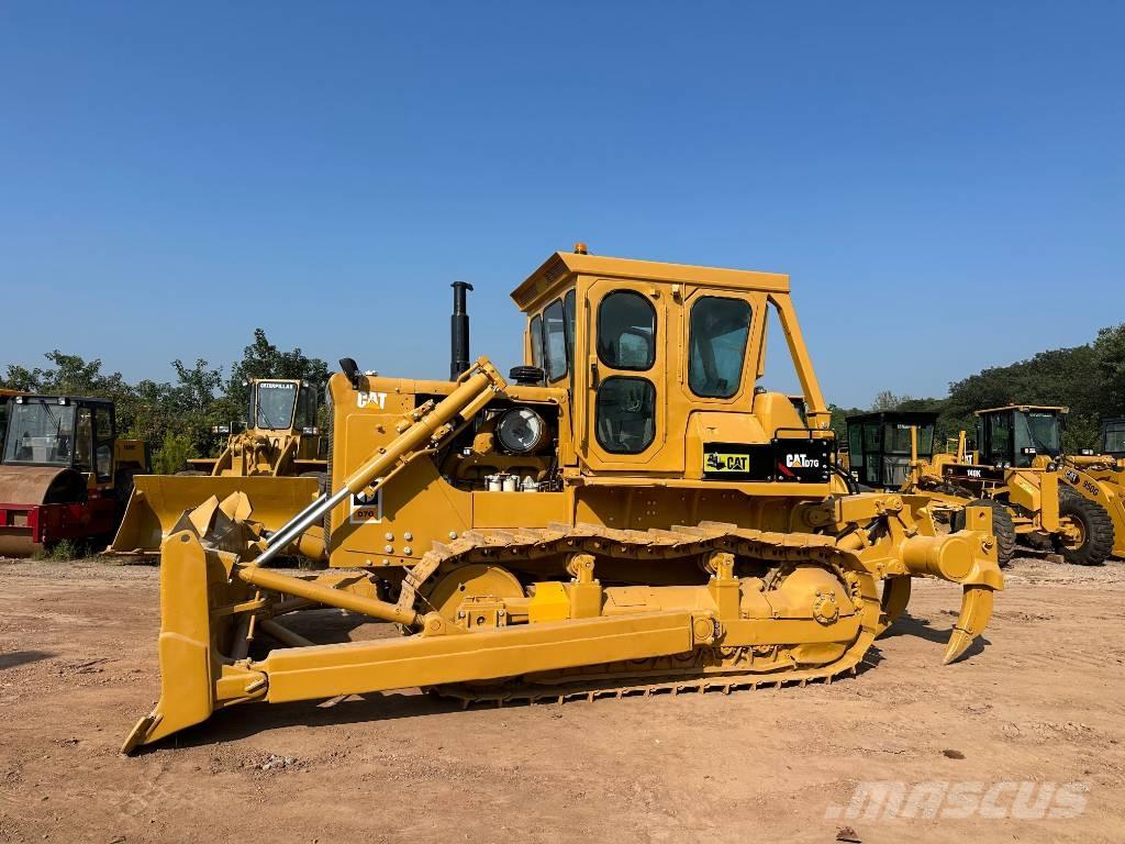 CAT D7G lánctalpas dózerek