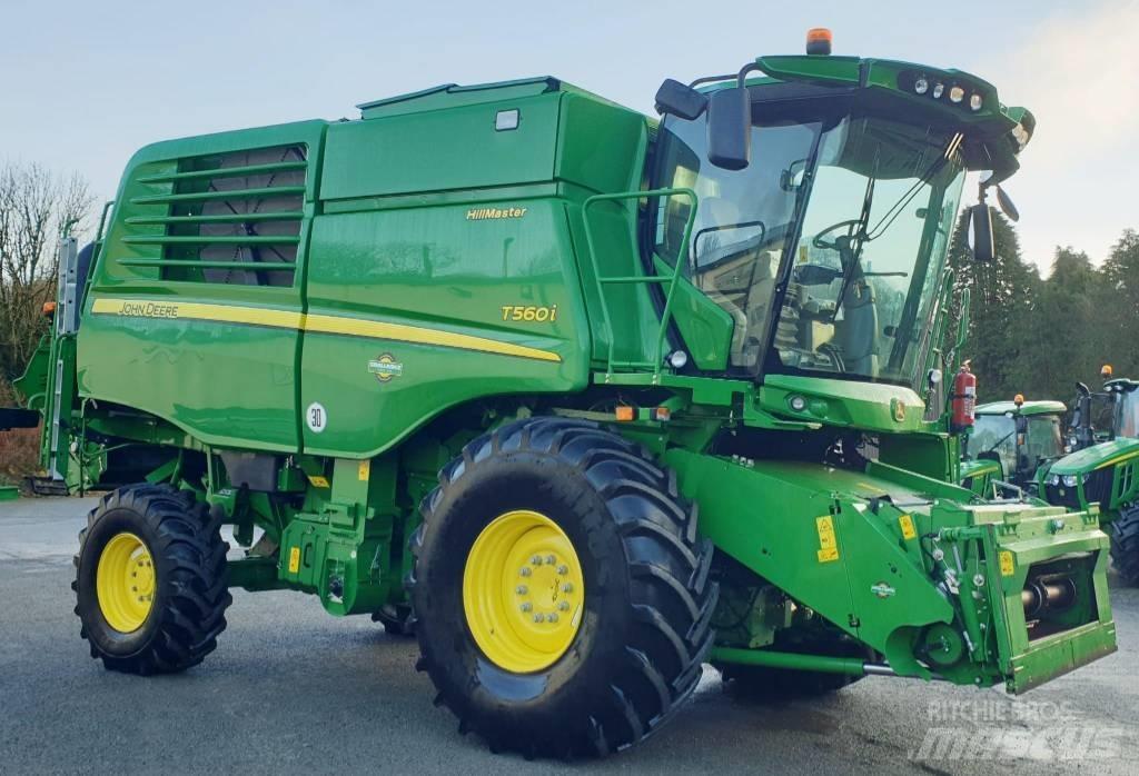 John Deere T 560 i Kombájnok