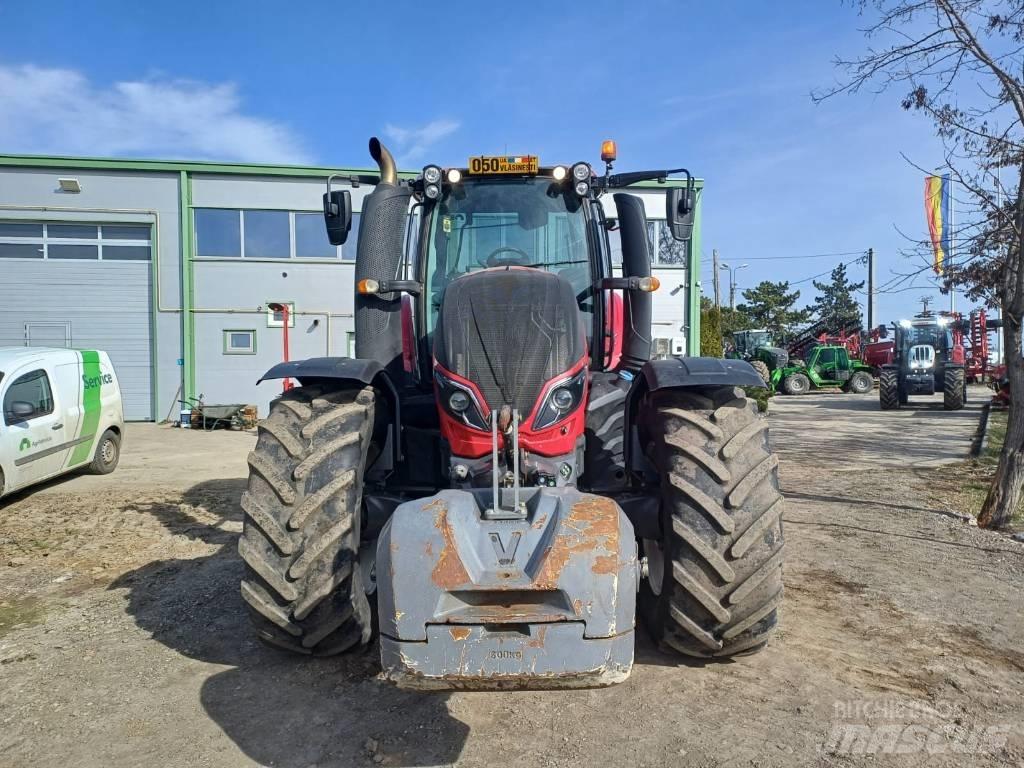 Valtra T 254 Traktorok