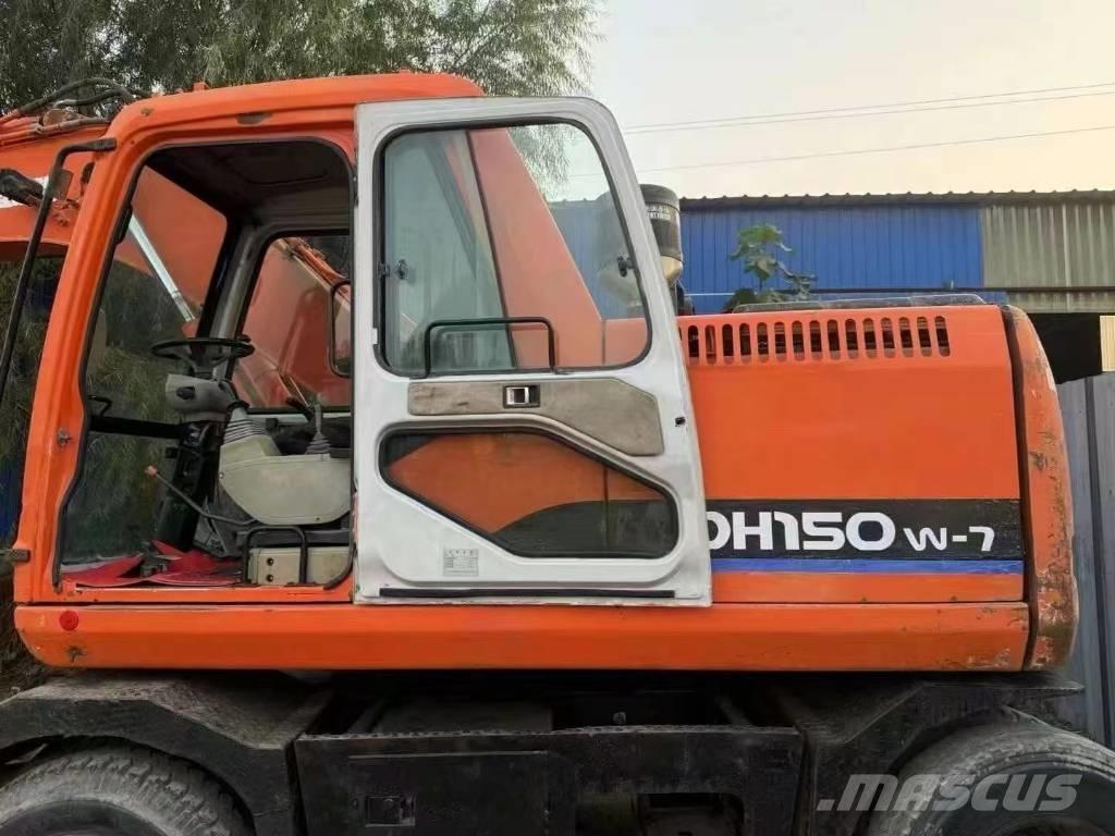 Doosan DH150W Gumikerekes kotrók