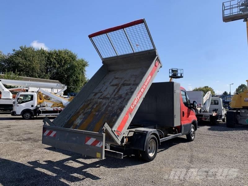 Iveco 35C12 - Tipper Billenő teherautók