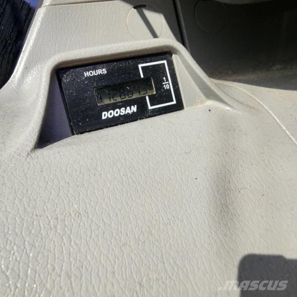 Doosan DX300LC-5L Lánctalpas kotrók