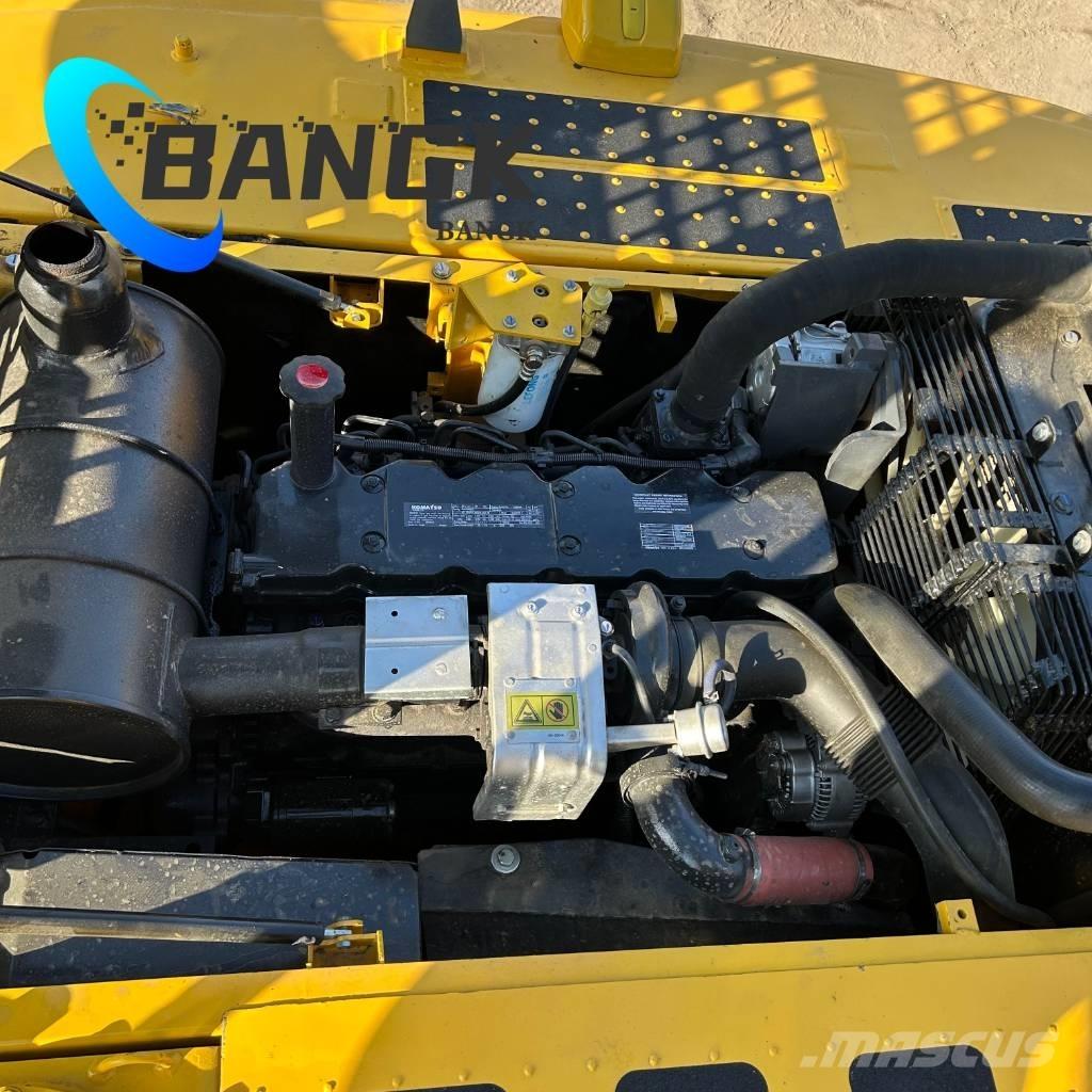 Komatsu PC 240-8 Lánctalpas kotrók