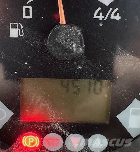 Liebherr L 507 Gumikerekes homlokrakodók