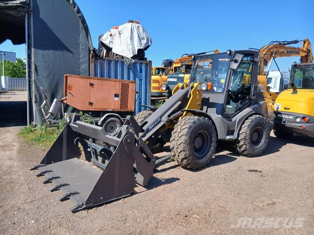 Mecalac AX 1000 Gumikerekes homlokrakodók