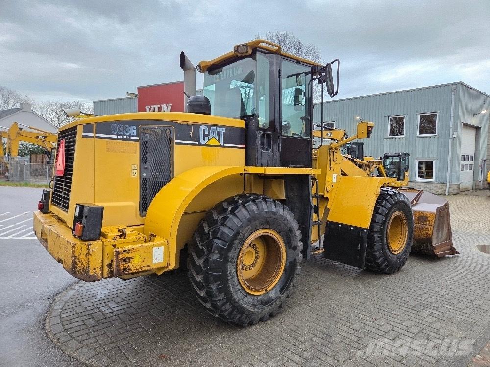 CAT 938G Gumikerekes homlokrakodók